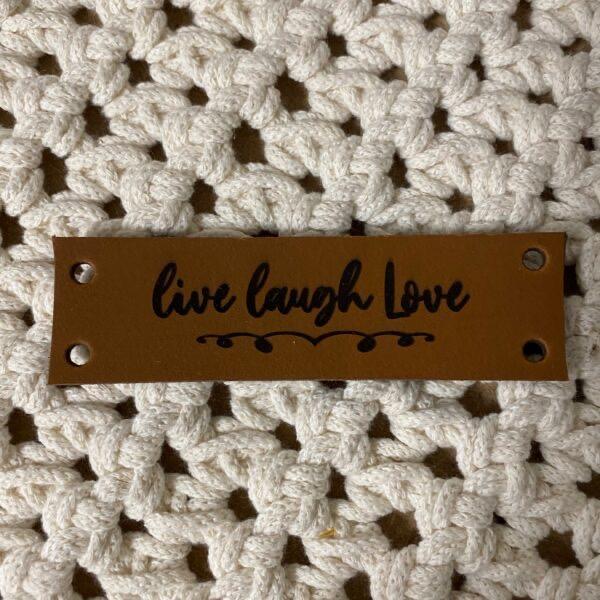 Leren_label_met_tekst___10_3_cm___Live_laugh_love__cognac