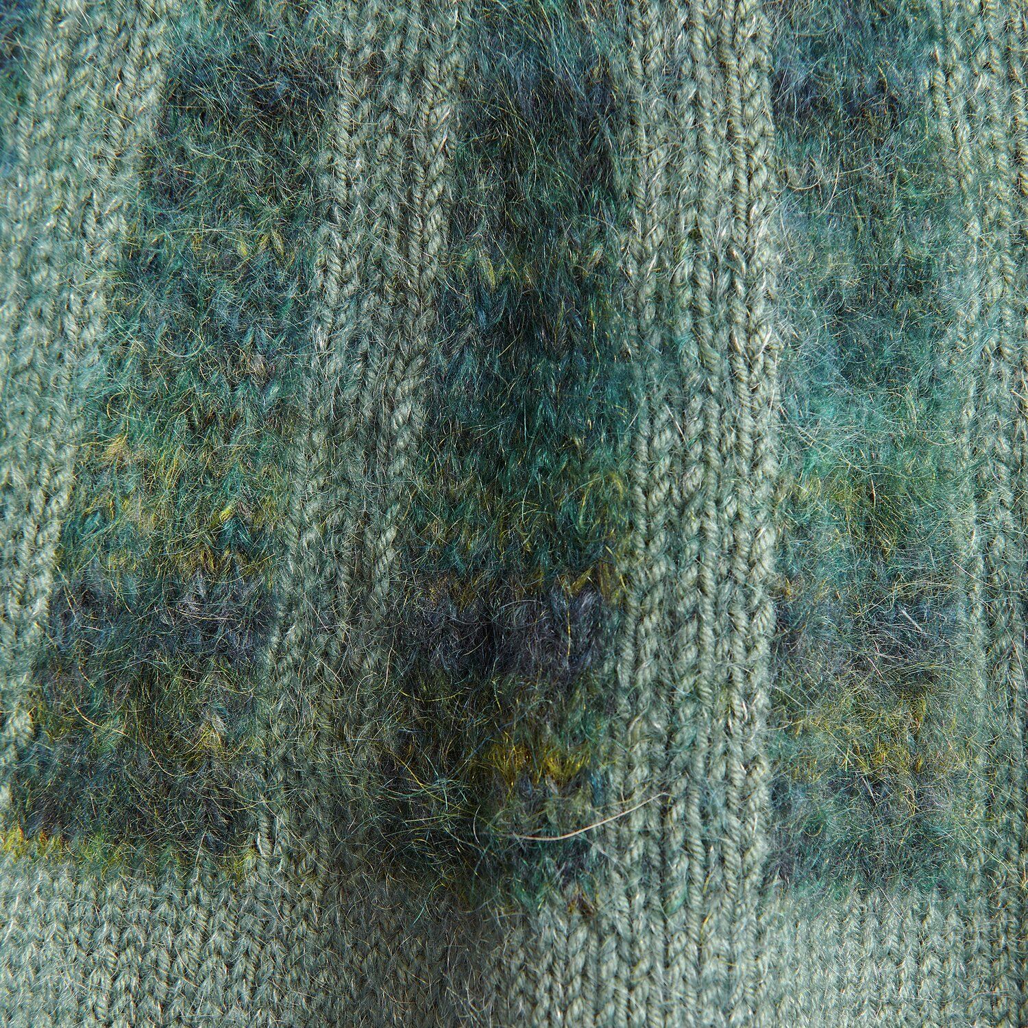 1202719-906013_28_ML_Q_4_1920x1920