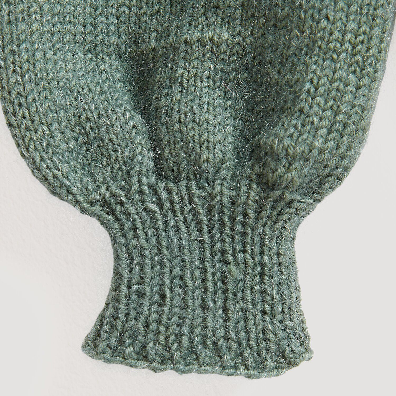 1202720-906013_28_ML_Q_5_1920x1920